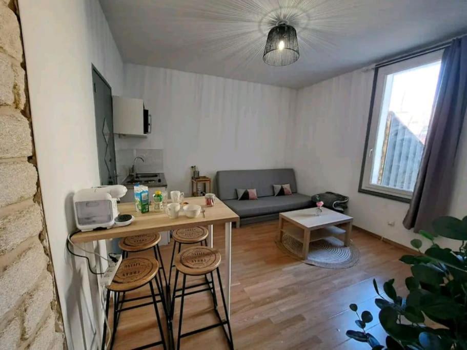 Logement Cosy Pour 4, Wifi, Centre Ville Montpellier Ngoại thất bức ảnh