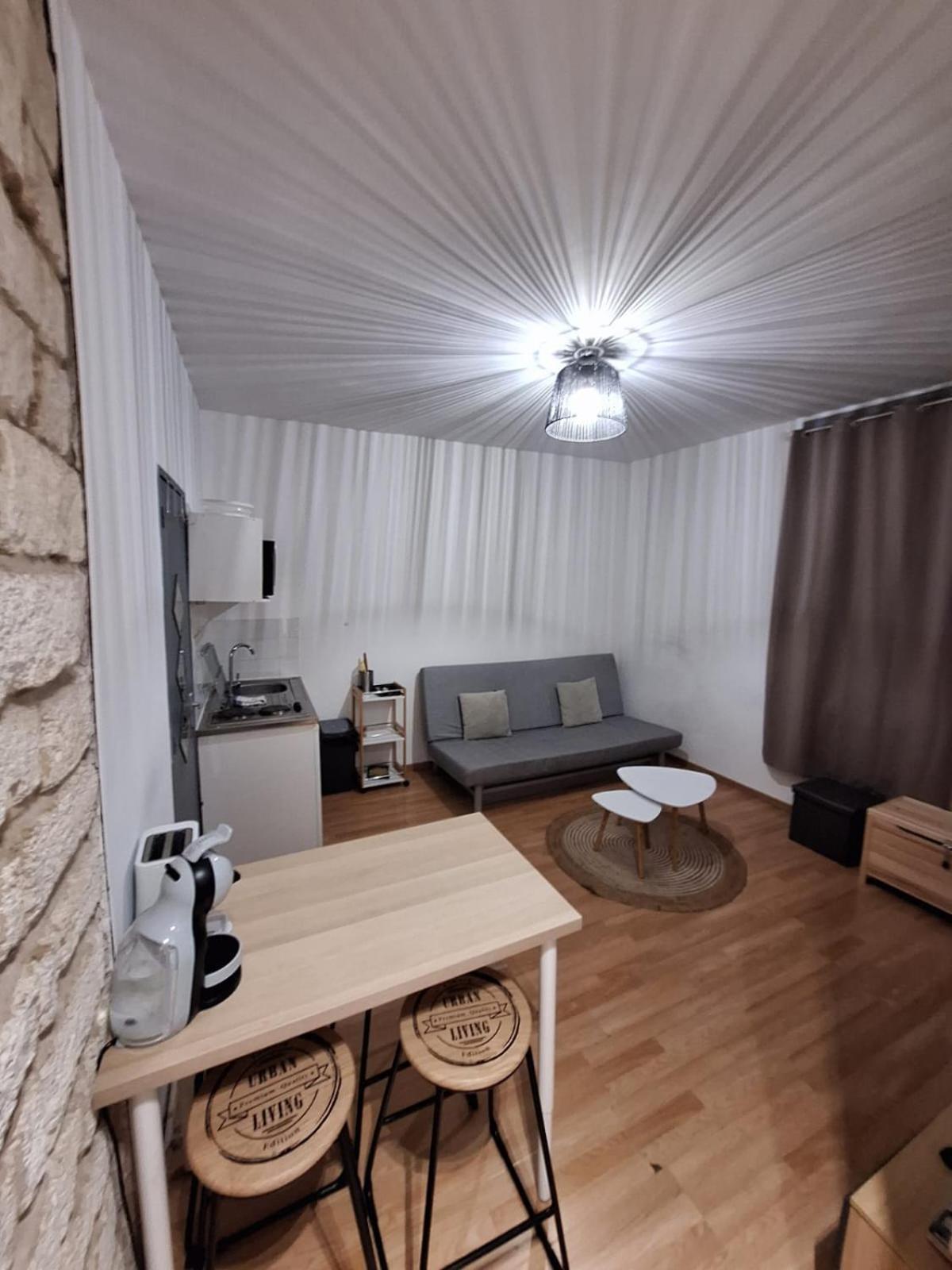 Logement Cosy Pour 4, Wifi, Centre Ville Montpellier Ngoại thất bức ảnh
