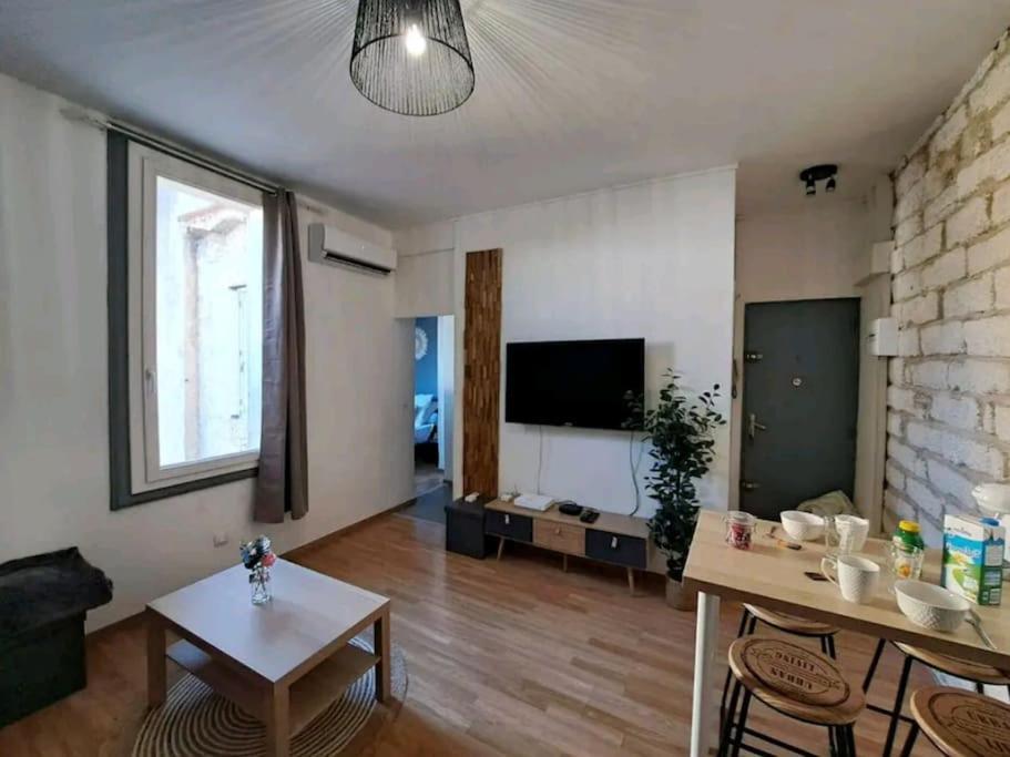 Logement Cosy Pour 4, Wifi, Centre Ville Montpellier Ngoại thất bức ảnh